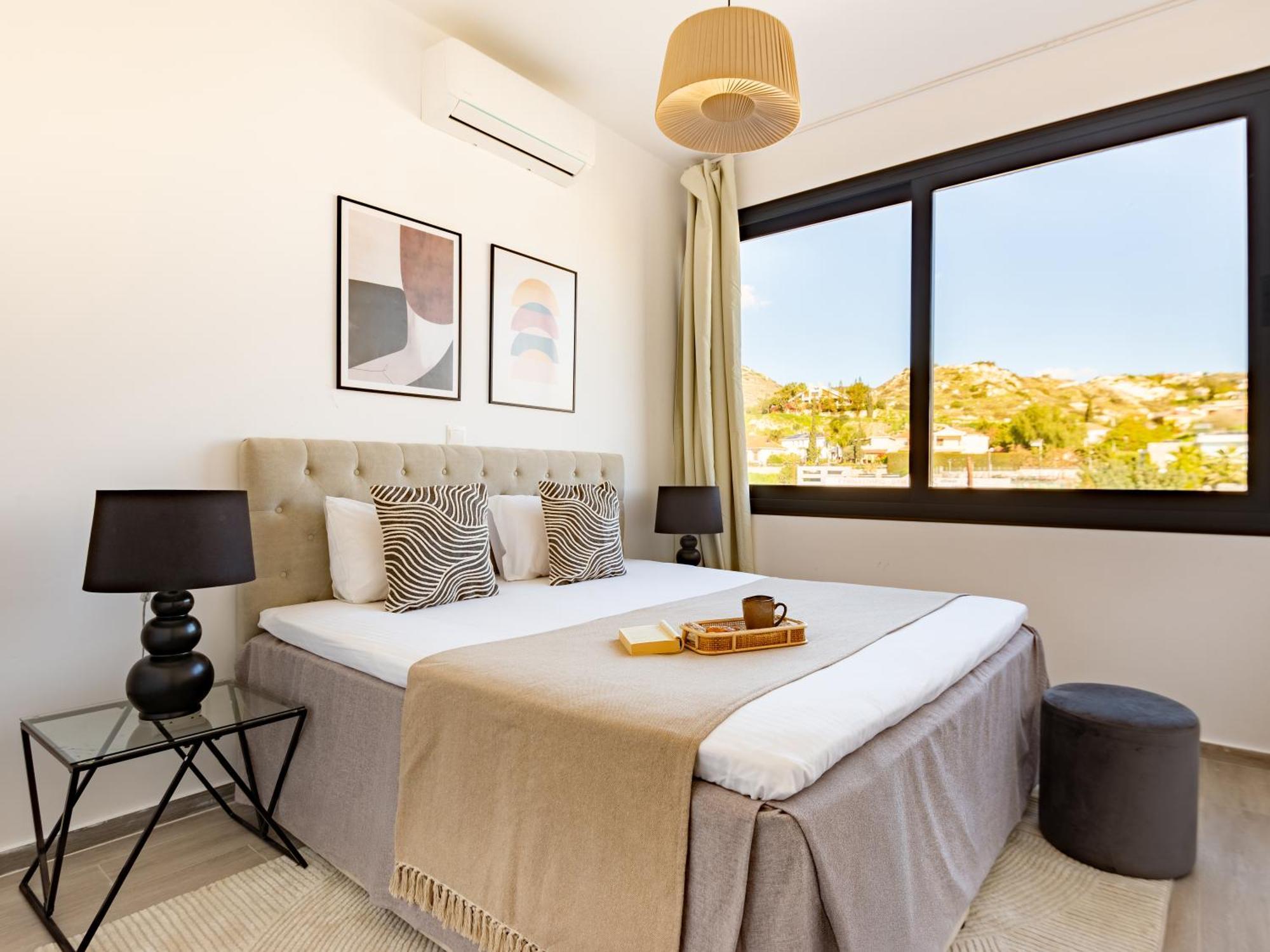 Sanders River Plaza Limassol Room photo